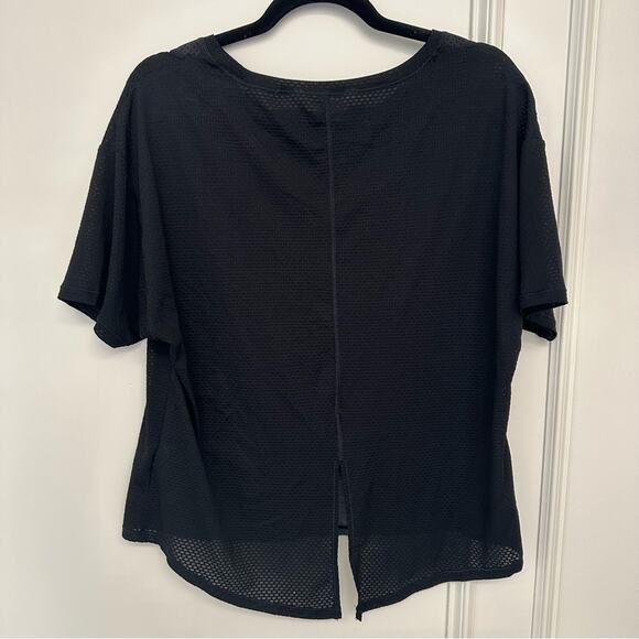 The North Face Black Mesh Workout T Shirt Size M Short Sleeve Sweatshirt - Picture 7 of 13
